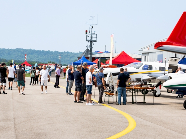 L’aviosuperficie di Osoppo LIKH apre le porte al pubblico: decolla la 7° edizione della fiera aeronautica Air Expo FVG